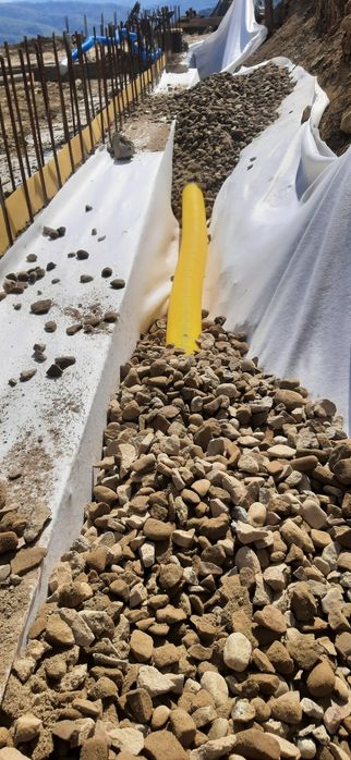 GEOWŁÓKNINA DROGOWA MOCNA 200g, 4m, 2m separacja gruntu, drenaże, drog