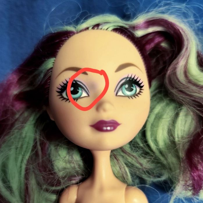 Меделін Медді евер афтер хай щоденник монстер хай Спектра нюд