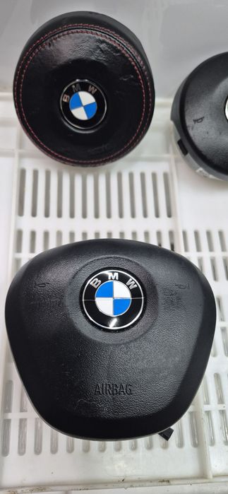 Подушка безопасности в руль BMW