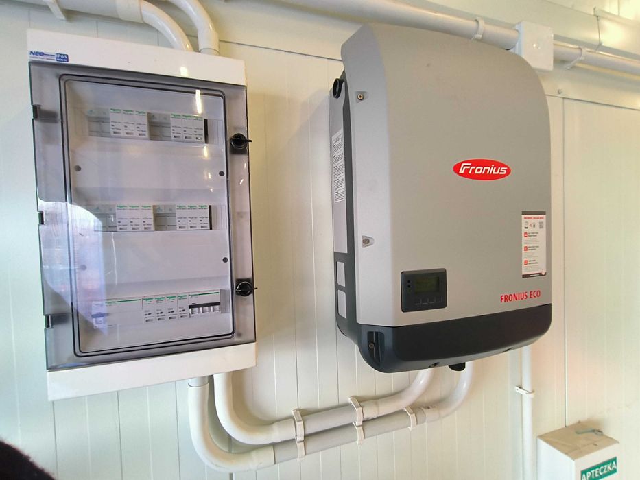 Instalacje Elektryczne, Fotowoltaika, Monitoring, Minikoparka Elektryk