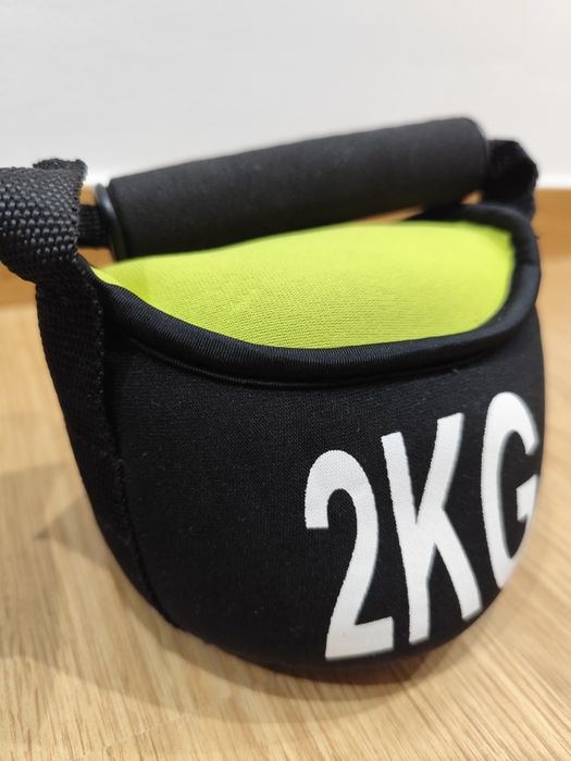 Pesos 2kg novos ginástica ( preço não negociável)