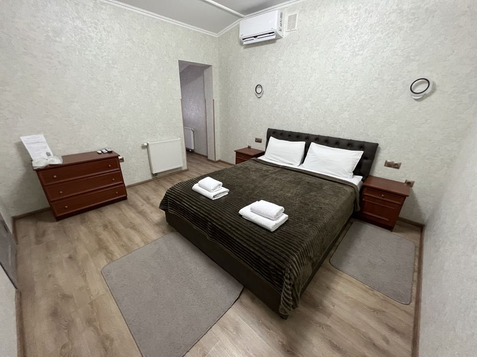 Нове житло Трускавець ! До центру 450м ! Балкон! Кондиціонер!