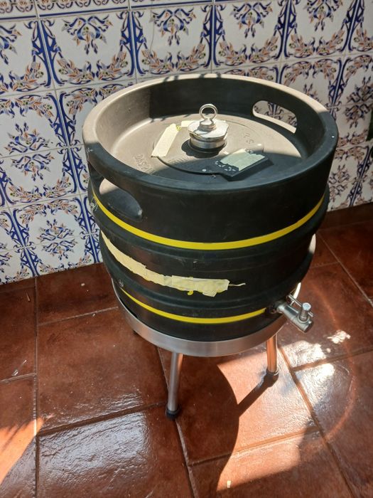 Vendo barril 30 litros
