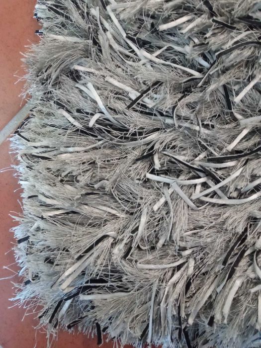 Tapete peludo para quarto/sala