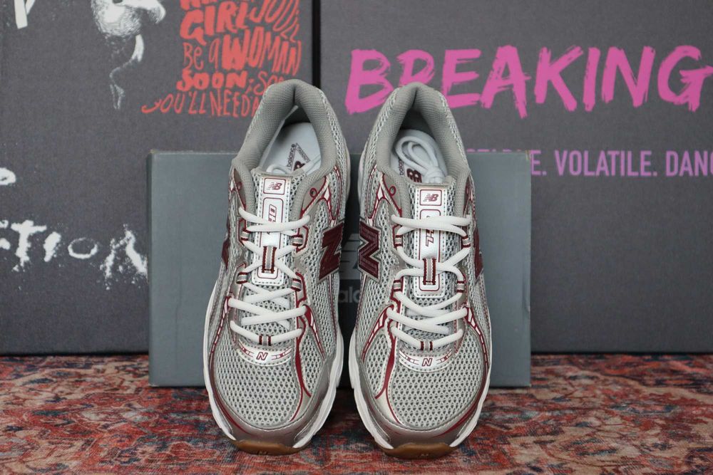 Кросівки New Balance 740 Red Grey
