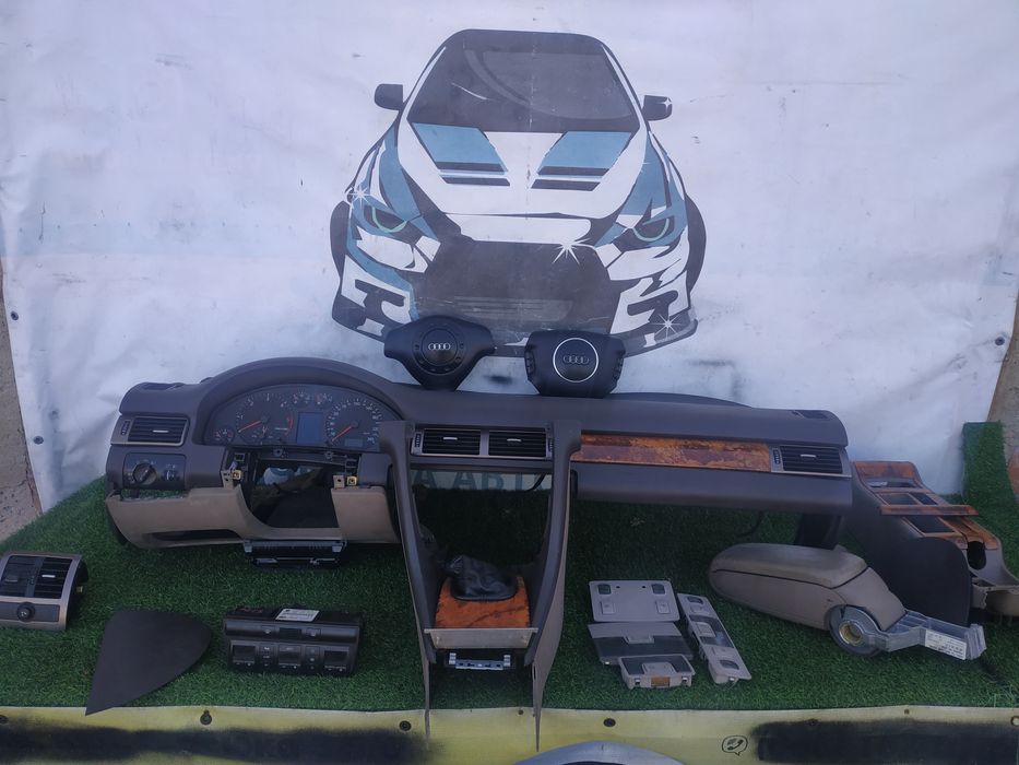 Торпеда Консоль Audi A6C5