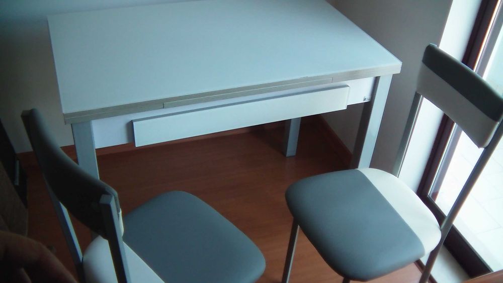 Mesa de Cozinha Extensível 60x100 (60x150) semi novo