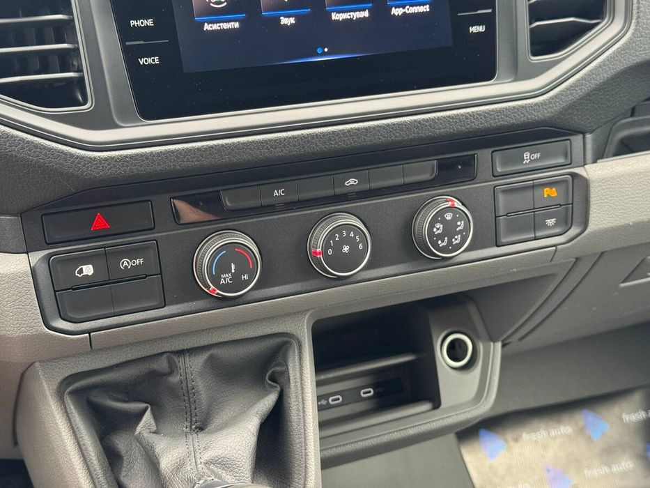 Volkswagen Crafter 2021 freshauto