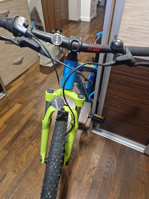 Rower Cube 240 niebieski zielony