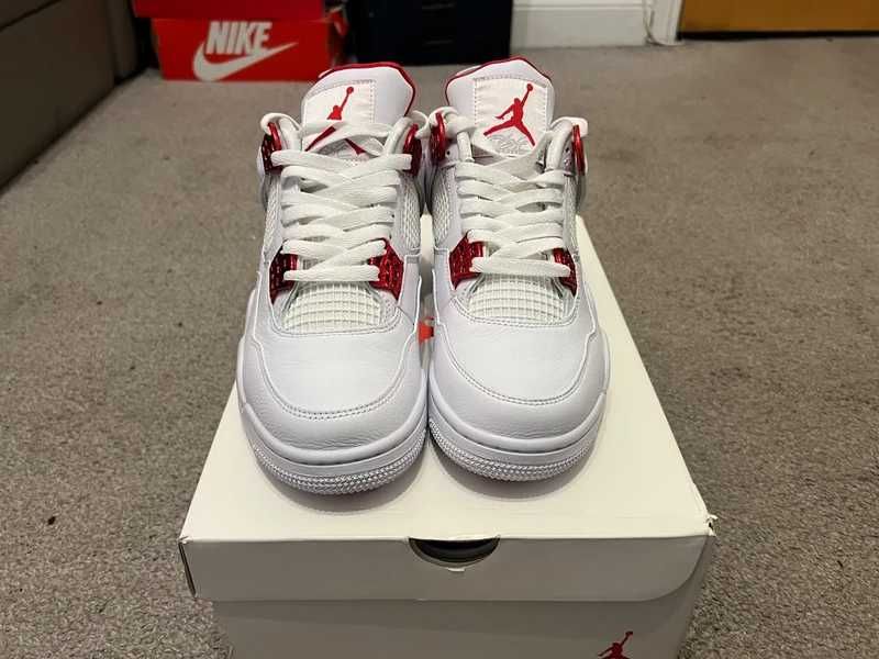 Jordan 4 Retro Metallic Red R.41