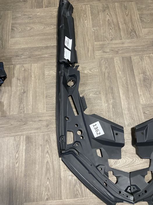 Накладка на крило bmw g05 g06 захист крило фара bmw g06 g05