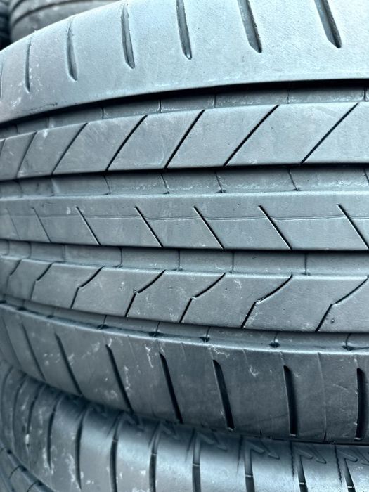 235 50 20 Bridgestone Alenza 001 RSC 2024 90%