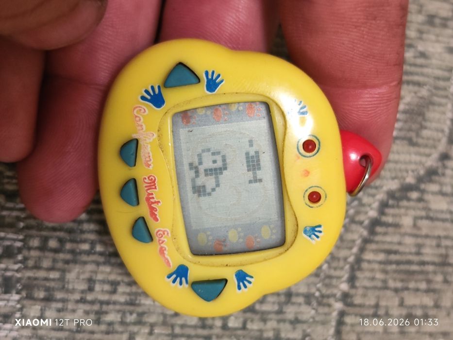 Продам игрушка тамагочи