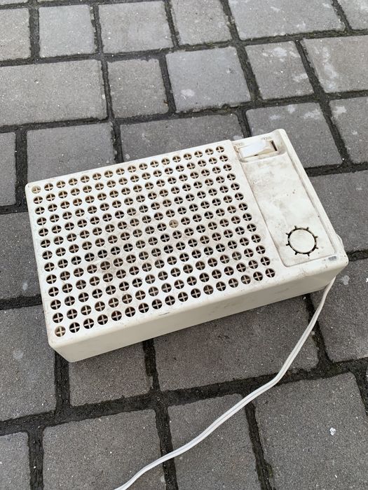 Стабілізатор напруги "Україна -3" під відновленнч