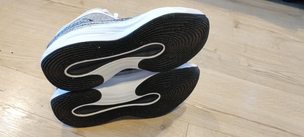 Buty sportowe Nike 44,5