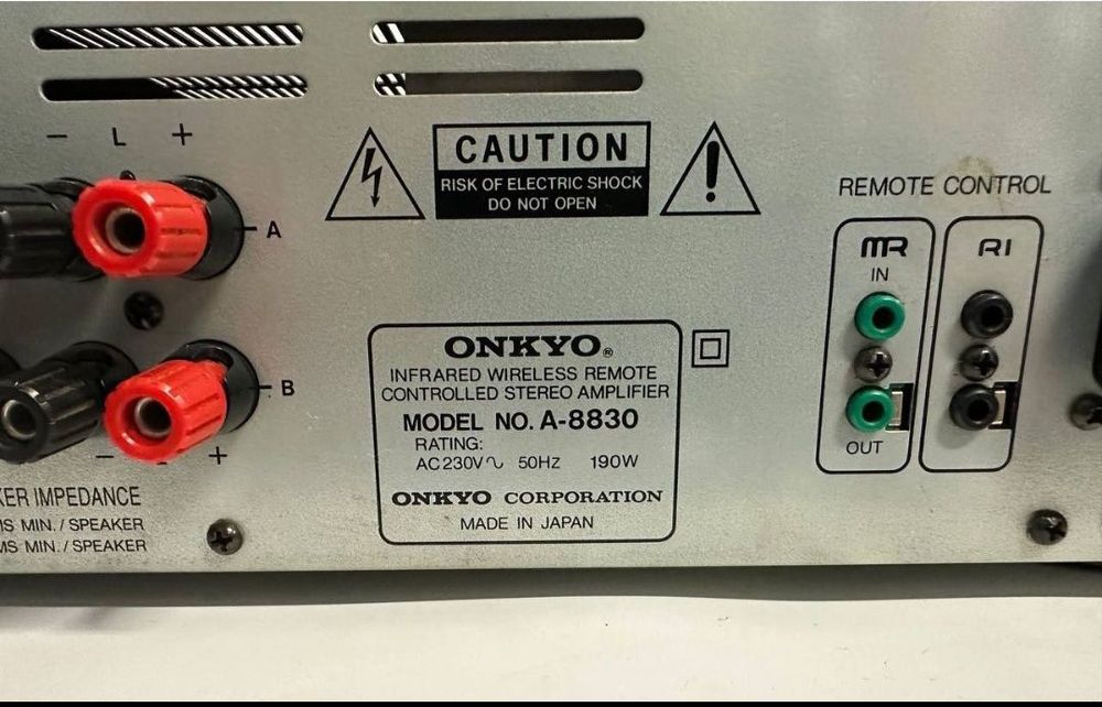 Wzmacniacz stereo Onkyo A-8830, 2*109 Watt, Japan