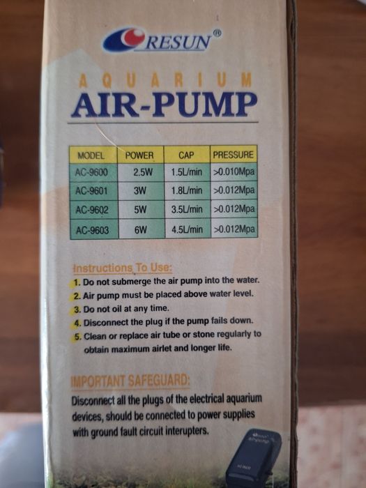 Aquário bem estimado mais material diverso,novo e usado