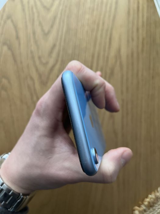 Iphone XR 64gb в ідеальному стані.