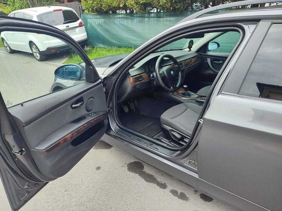 BMW 318i 2.0 143KM 2008rok