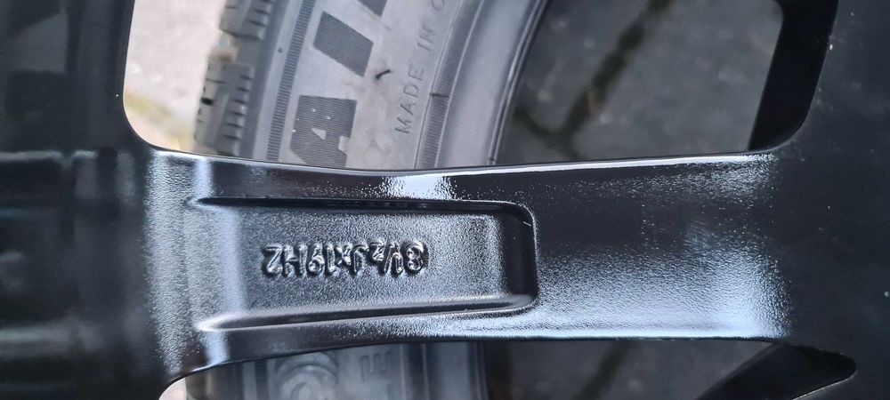 Felgi aluminiowe Dezent 19" 5x114,3 8,5J ET40 Mazda Kia Dacia Honda