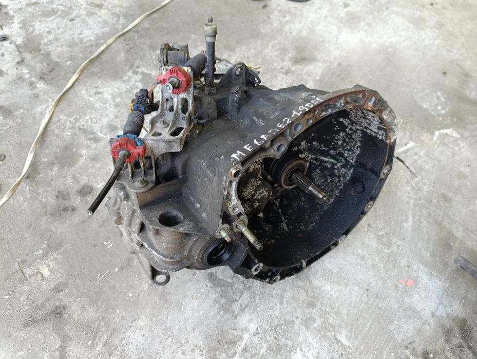 КПП коробка передач 1.9 Dci 6ст Megane 2 Scenic 2 Laguna 2