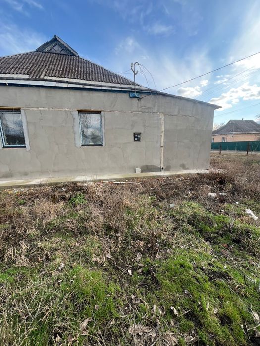 Продам будинок .