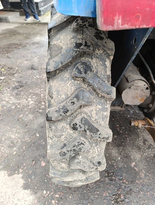 Продам трактор 40 к.с. повнопривідний