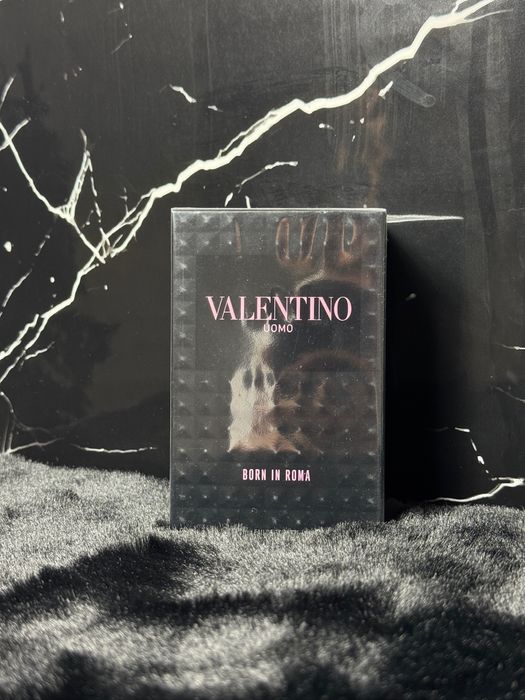 Valentino Uomo Born In Roma