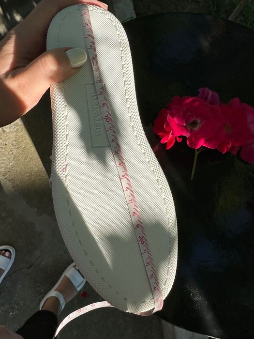 Жіночі кросівки MaxMara