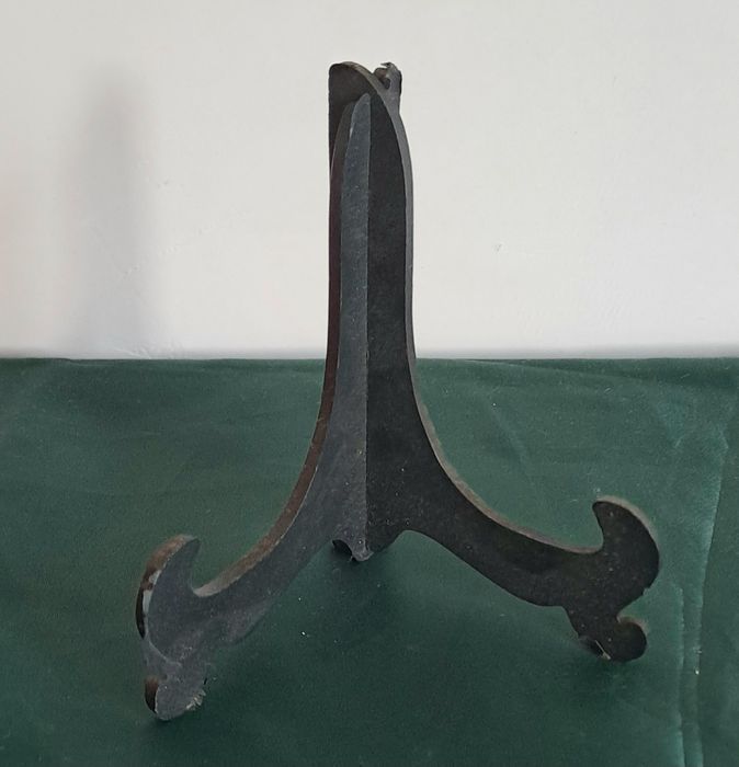 Suporte para pratos ou molduras