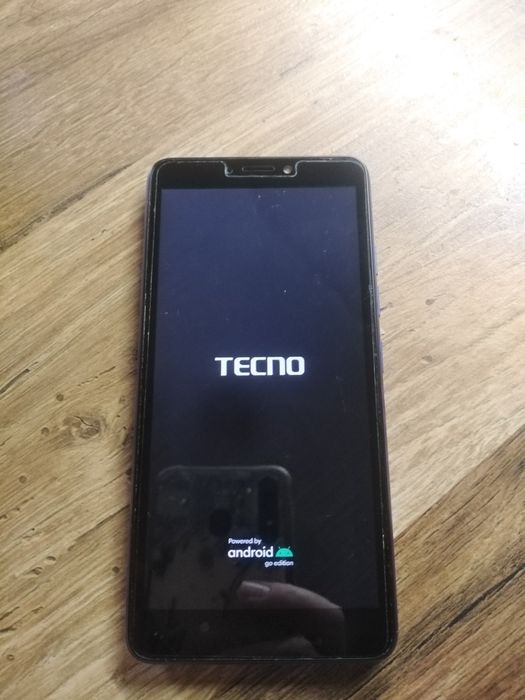 Смартфон   Tecno