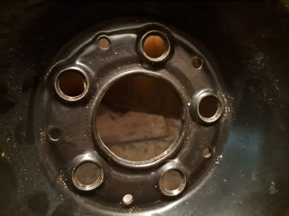 Зимова резина з металевими дисками R15 5x112
