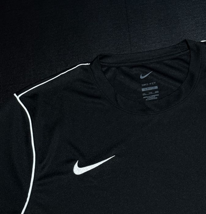 Чоловіча спортивна футболка Nike, Чорна розмір XXL, Чорна розмір M, Оригінал!