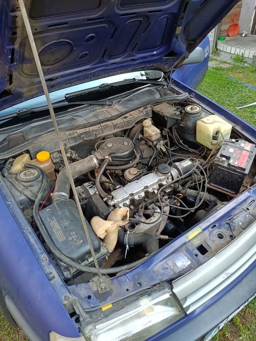 Opel Vectra A 1,6 моноінжектор