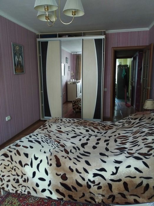 Продам  3 ком. кв -ру .в Чугуеве
