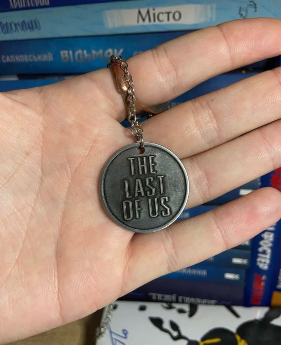 Налкейки/брелки/підвіски/іграшки/плакати а4  по грі The last of us 2