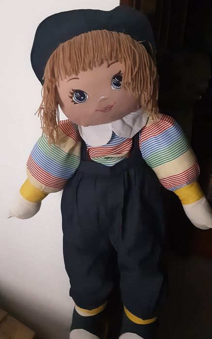 Boneco de trapo feito ao mão