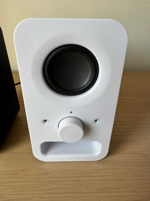 Colunas Logitech Z150