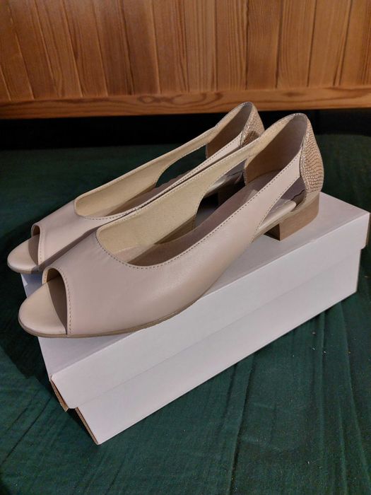 Sandałki skórzane damskie r. 41