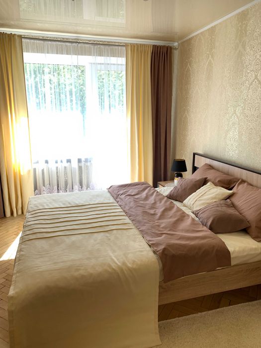 Центр. 2-кімнати. Старий Поділ. Поруч парк. Власник. Квартира подобово