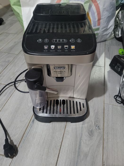 Delonghi magnifica evo