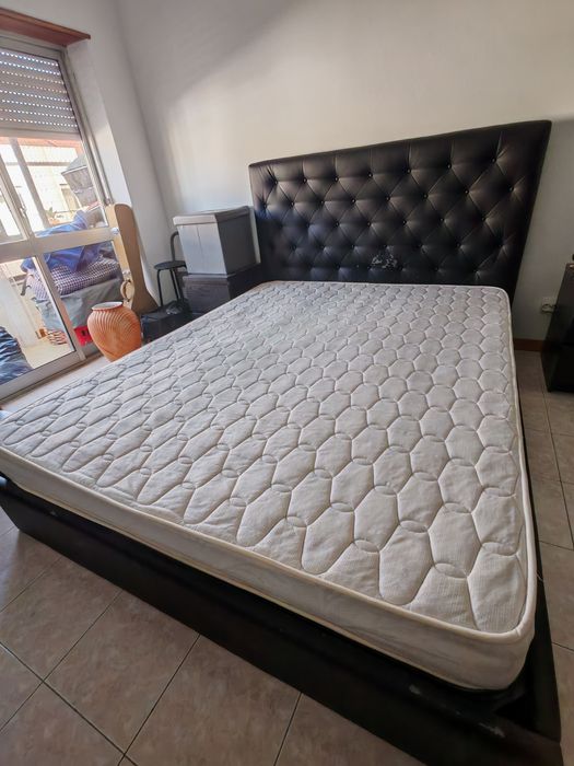 Cama de casal 160x200cm
