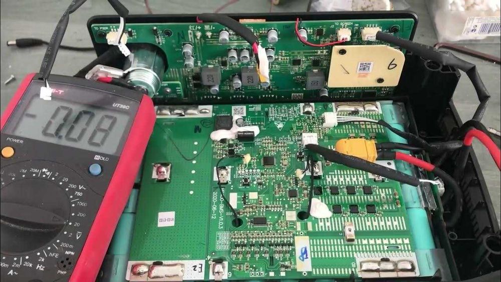 Ремонт зарядних станцій EcoFlow та Bluetti - МАЙСТЕРНЯ у Львові