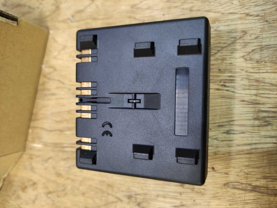 Акумулятор літій-кремнієвий Daitem 15000mAh SE-DAI3.7vc