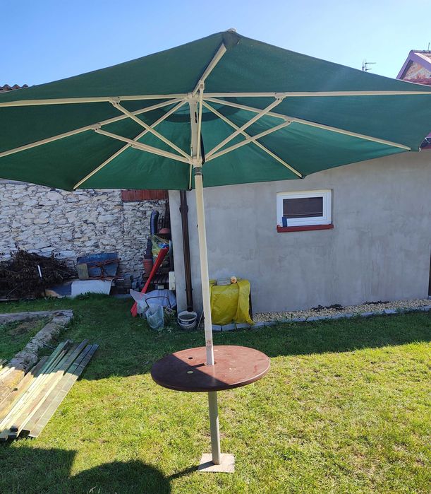 Sprzedam parasol ogrodowy 3 METRY.