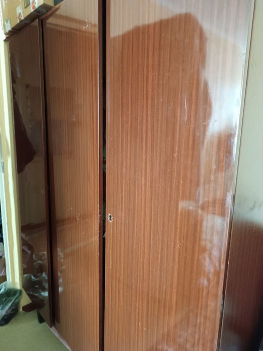 Шафа 3хдверна зручна