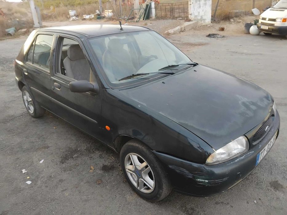 Ford fiesta 1.3 — photo 4