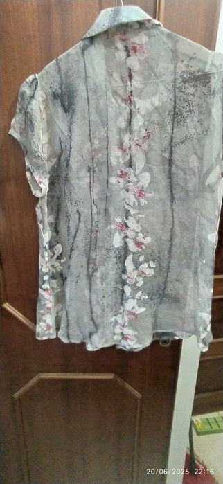 Vendo  , marca Decenio, sem uso com padrão lindo