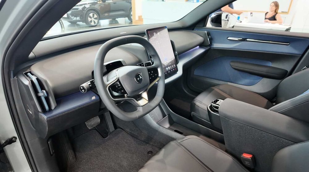 Бампер фары капот крыло комплект Volvo EX30 розборка вольво ех30