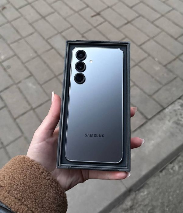 Samsung s25 8/128gb neverlock (ідеальний стан)